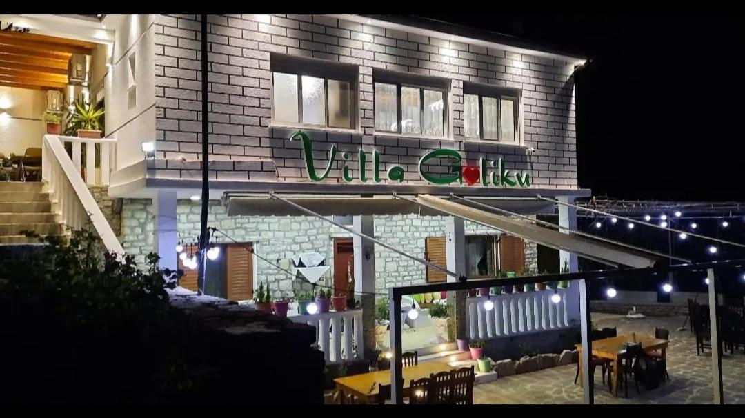 Villa Goliku Pestani Eksteriør billede