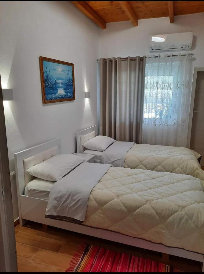 Villa Goliku Pestani Eksteriør billede